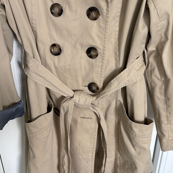 Old Navy Women's Tan Mid-Weight Trench Coat with Belt XL - Picture 11 of 16